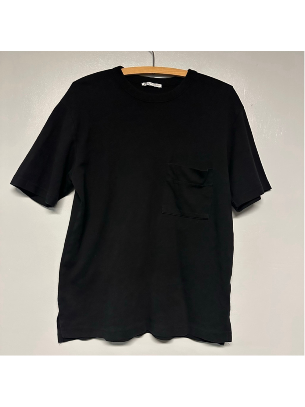 ZARA Black Short Sleeve T-Shirt Men’s Size Medium Pocket Basic Essentials